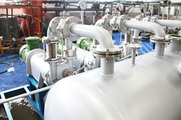 新安江工業(yè)泵為您提示，羅茨真空機(jī)組選型應(yīng)該注意什么？