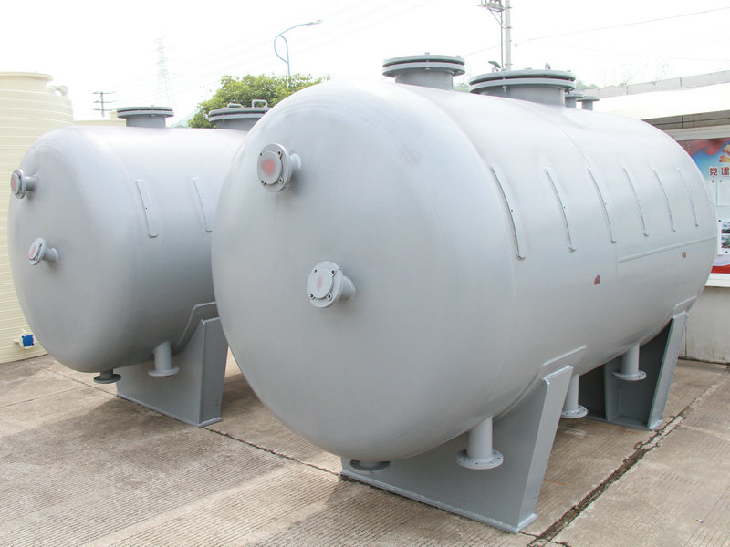 鋼襯滾塑儲罐能做成什么呢？